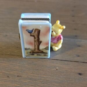Disney: Winnie the Pooh Porcelain Birthday Frame Trinket Bix- 1st Bday